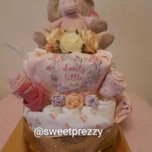 Pink Nappy Cake | Sweetprezzy